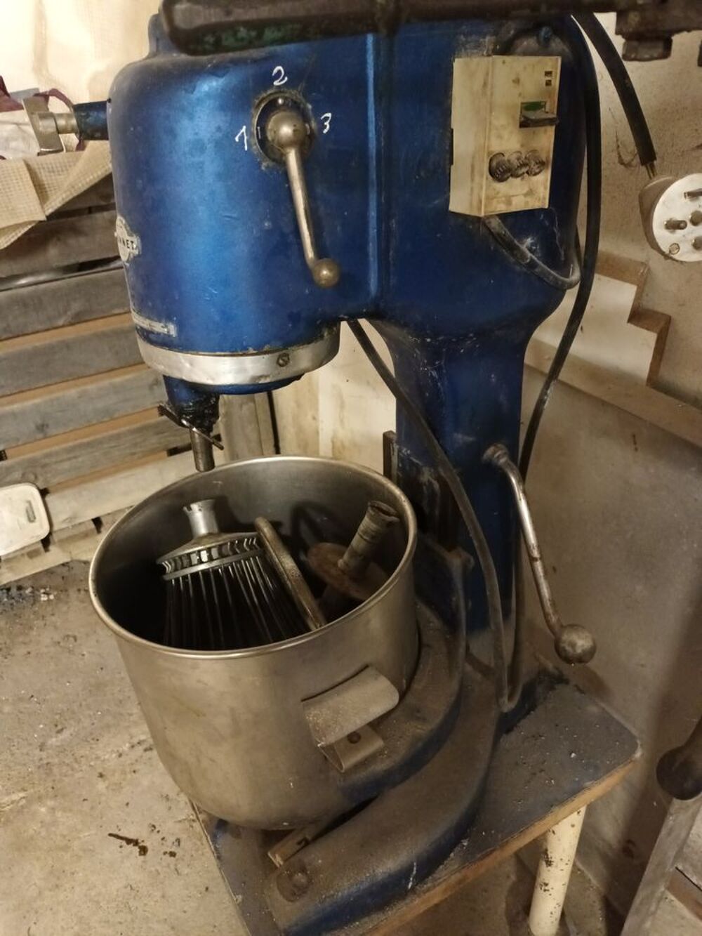 P&eacute;trin semi professionnel occasion &eacute;lectrique Bricolage