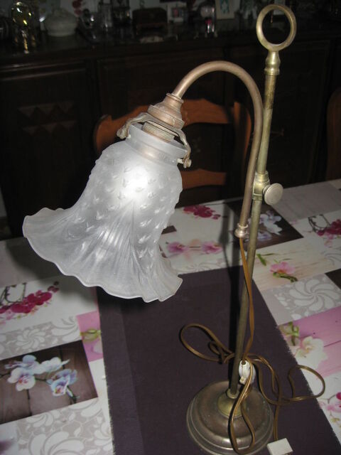 ancienne lampe de bureau col de cygne 80 Racquinghem (62)