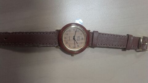 montre pierre Rucci  -  avec N� de s�rie  -  neuve 50 Sept�mes-les-Vallons (13)