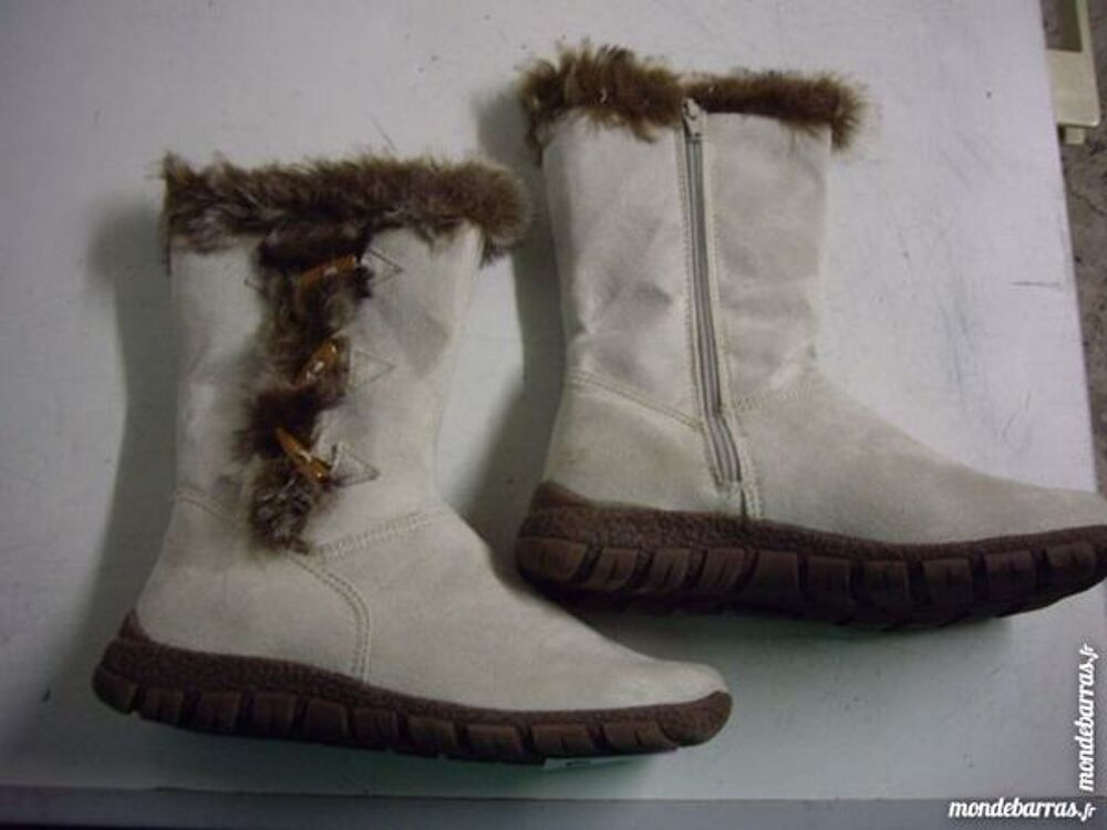 Bottes fourr&eacute;es Beige pt 38 neuves Chaussures