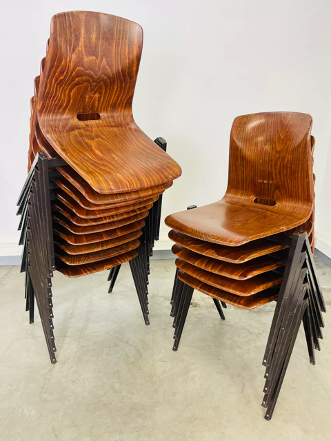 Lot de 15 chaises Galvanitas S22 bois couleur chne Pays Bas 1800 Lorient (56)