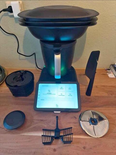 Thermomix TM7 avec nombreux accessoires ? très bon état, peu Paris 1 (75)