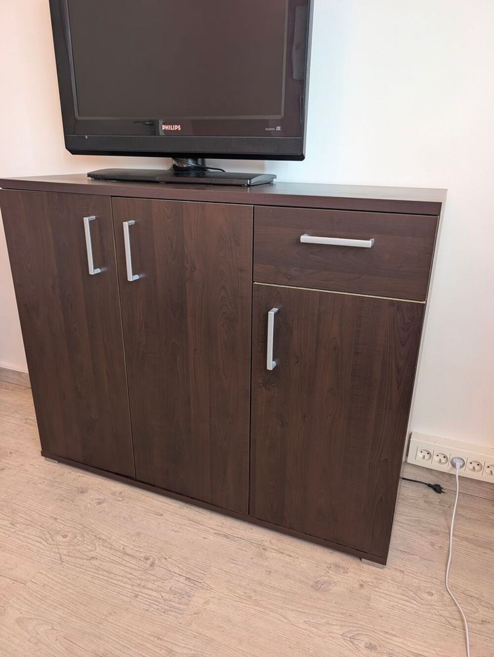 Meuble commode marron Jardin