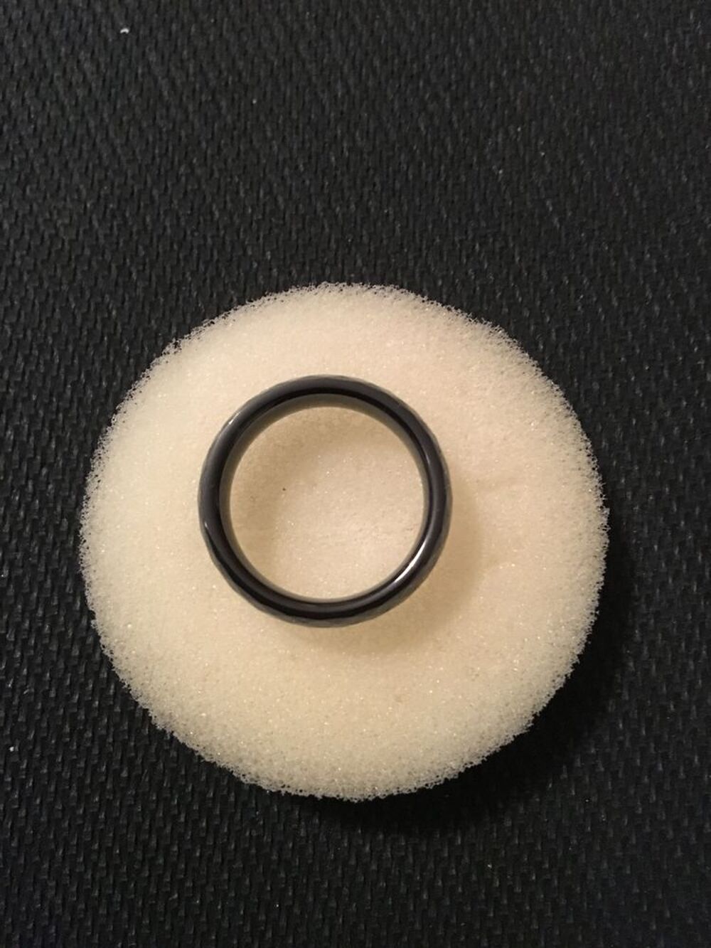 Bague c&eacute;ramique neuve Bijoux et montres