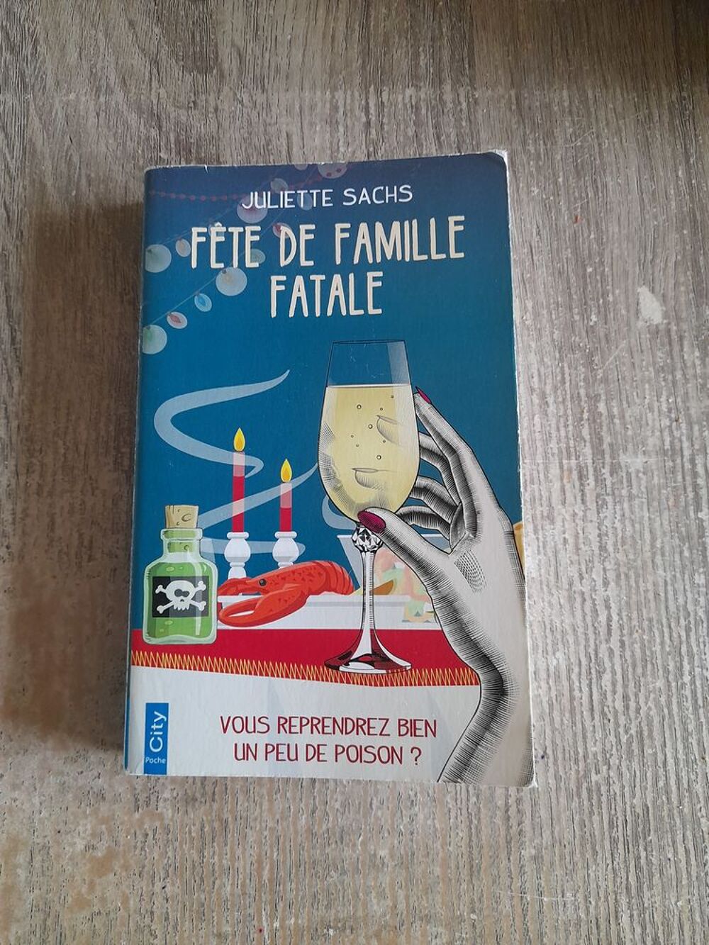 F&ecirc;te de famille fatale Livres et BD