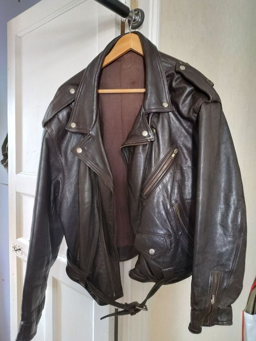 blouson perfecto cuir marron 60 euro Vêtements
