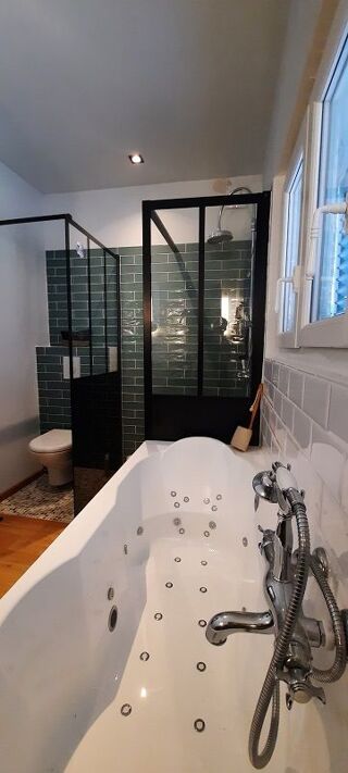  Villa  vendre 6 pices 160 m