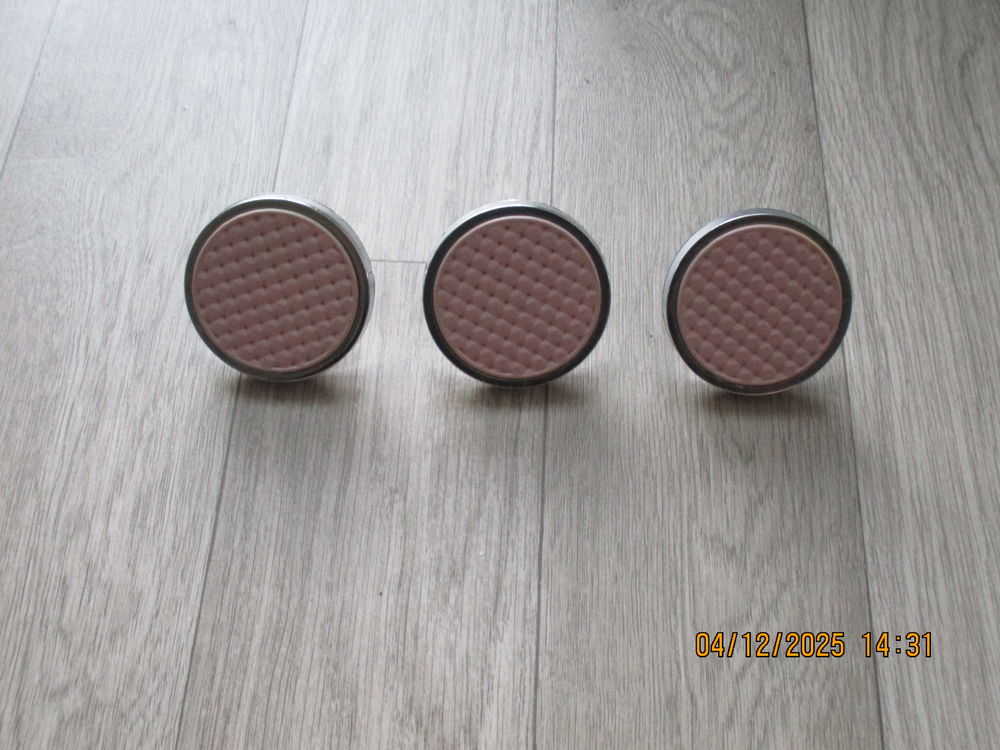 Poign&eacute;es de meuble Bricolage