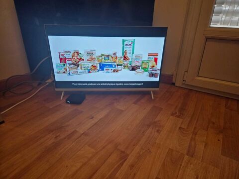 T�l�viseur SHARP smart tv 82 cm de diagonale 75 Nice (06)