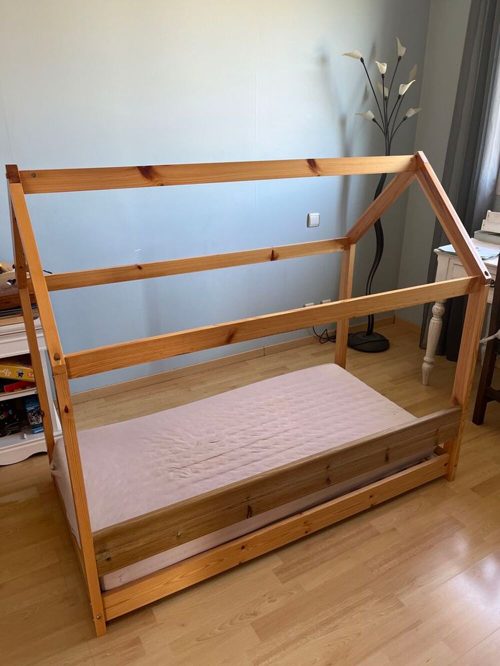 Lit cabane enfant &agrave; donner Mobilier enfants