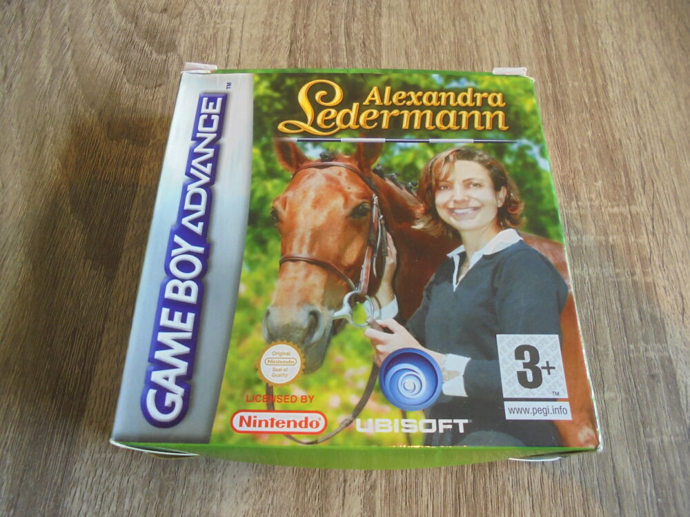 Game Boy Advance "Alexandra Ledermann" Consoles et jeux vidéos