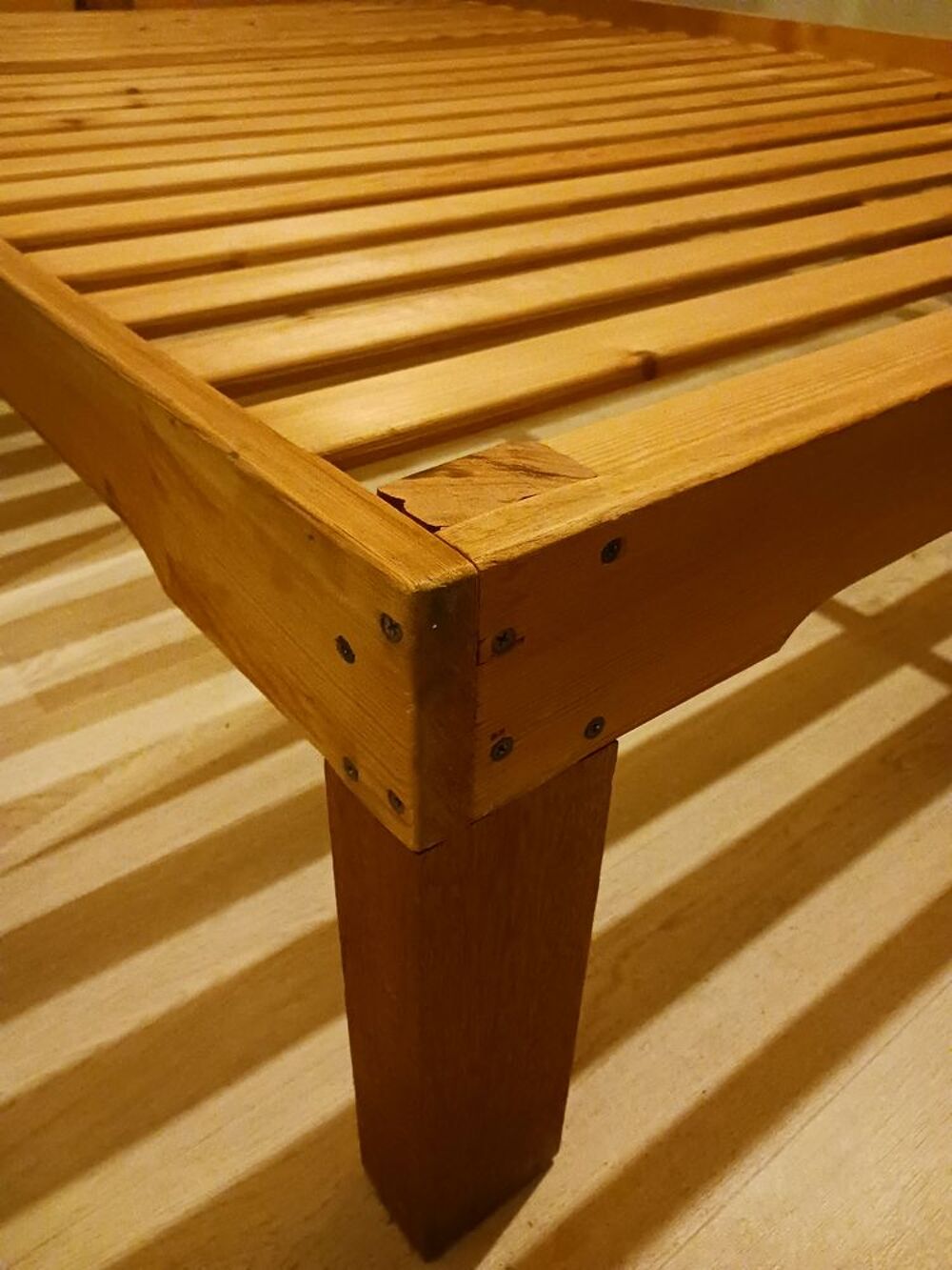SOMMIER 204x149 cm ET MATELAS Meubles
