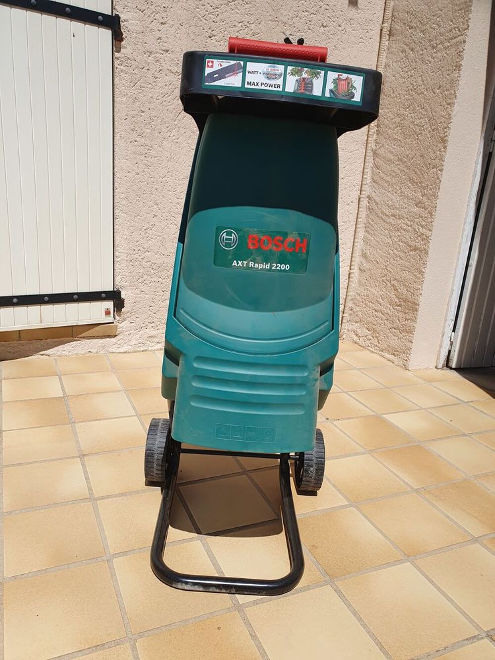 Broyeur Bosh 2200W Jardin