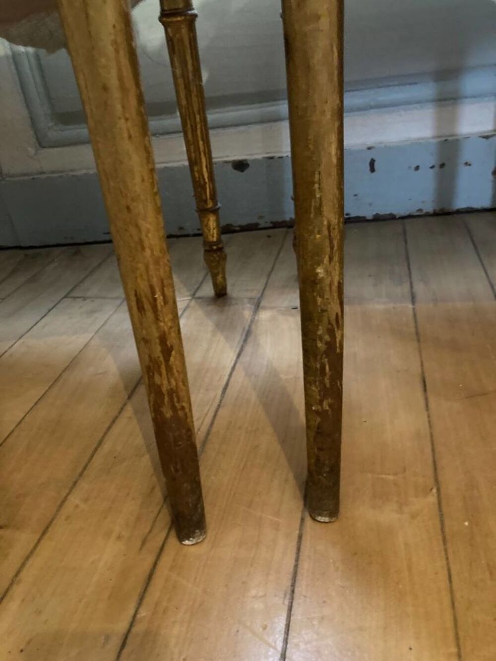 Anciennes chaises (2) de th&eacute;&acirc;tre italien antique Meubles