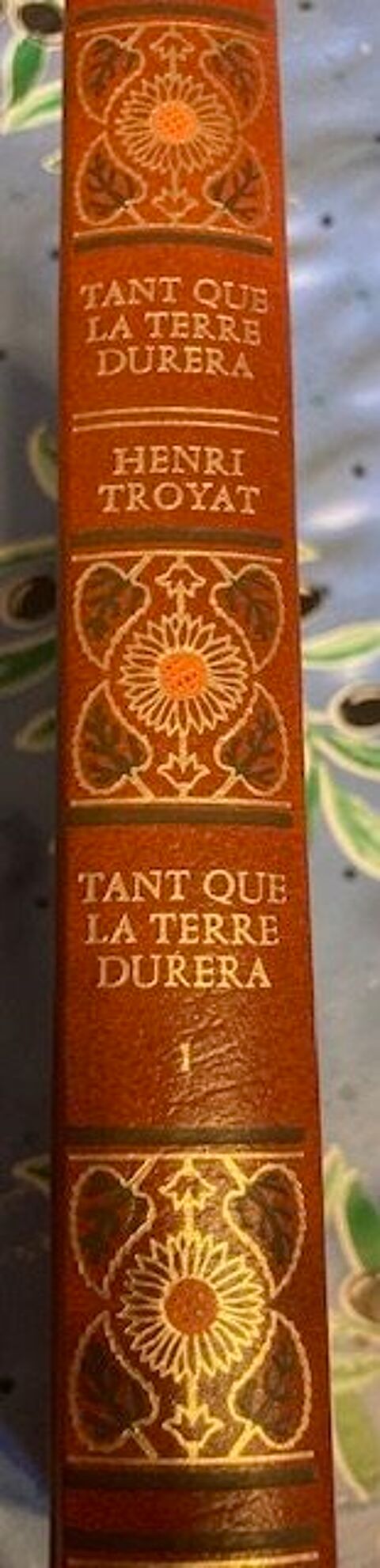 TANT QUE LA TERRE DURERA de Henri Troyat 5 Les �glisottes-et-Chalaures (33)