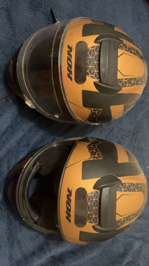 Pi&egrave;ces et &eacute;quipements Moto - Scooter - Quad Casques - v&ecirc;tements moto  occasion Concarneau 29900