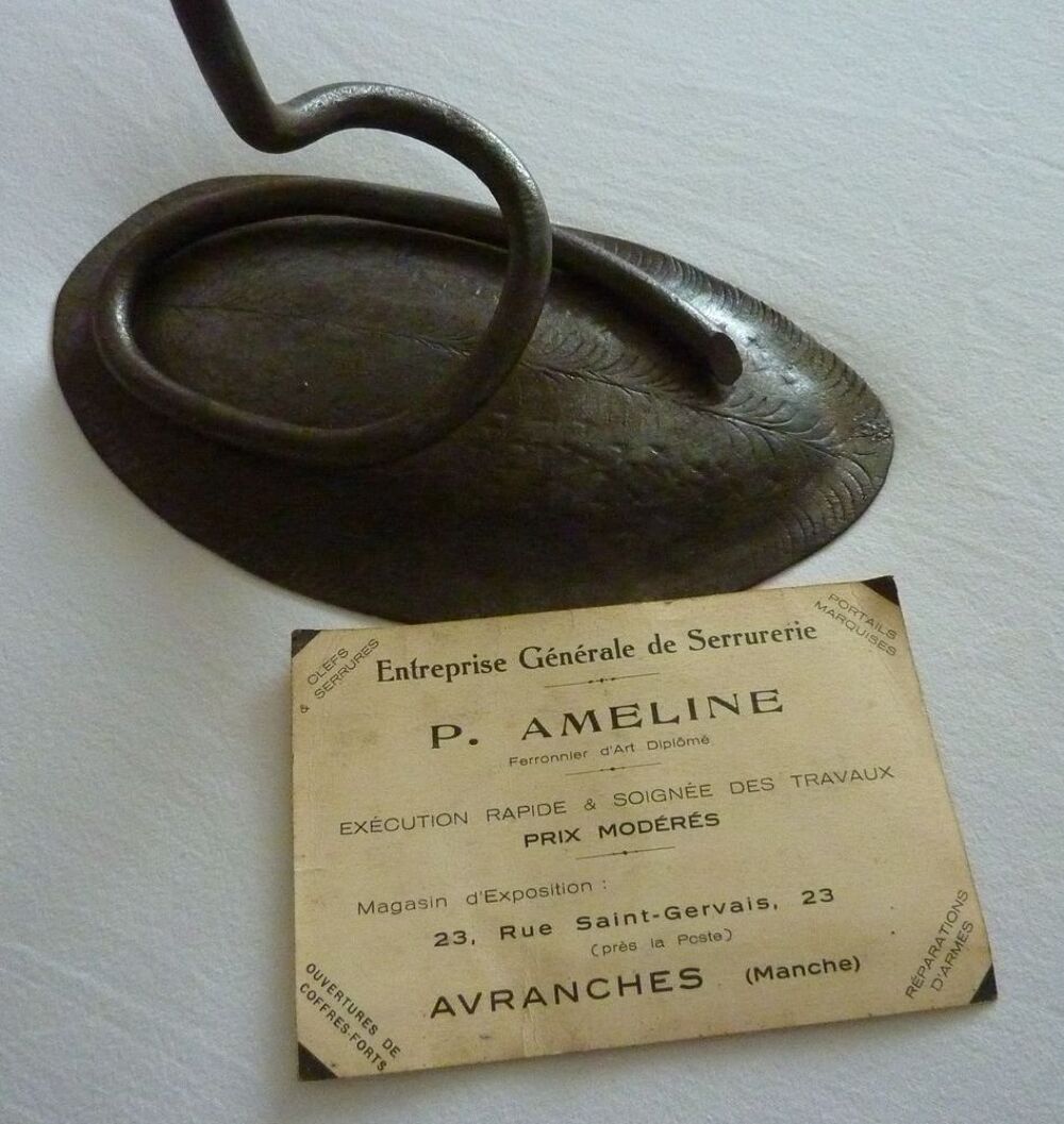Vase sur socle fer forg&eacute;, cr&eacute;ation UNIQUE artisan ferronnier Décoration