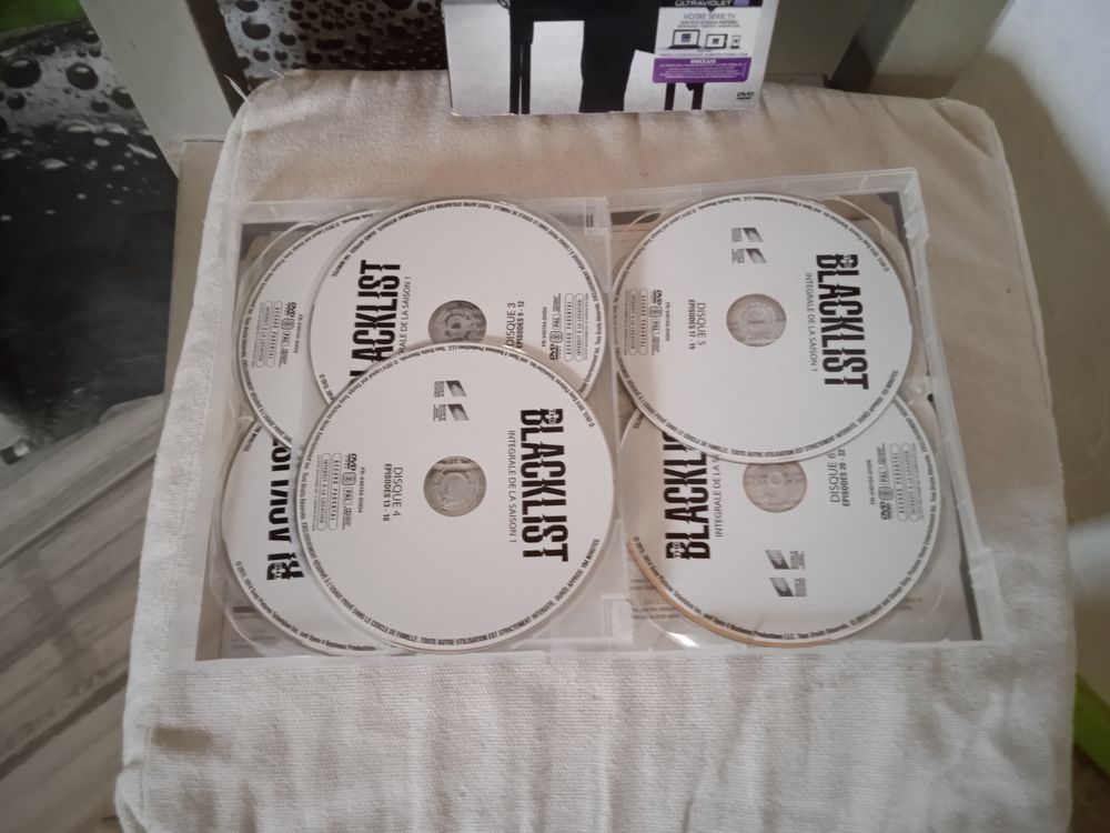 DVD The Blacklist
Saisons 1
2013
6 CD
Excellent &eacute;tat
En DVD et blu-ray