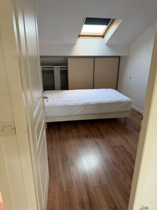  Appartement à louer 3 pièces 73 m²