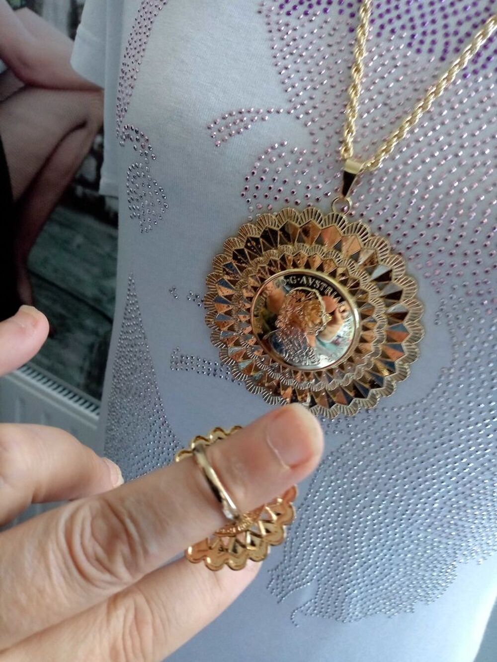 collier et pendentif et bague acier inoxydable Bijoux et montres
