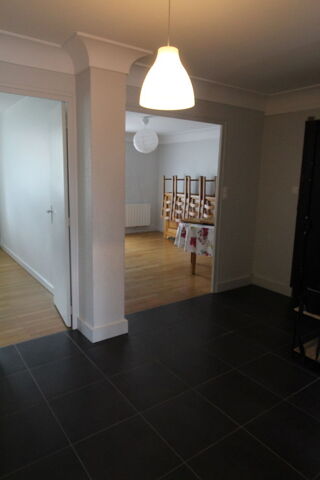  Appartement à louer 3 pièces 64 m²