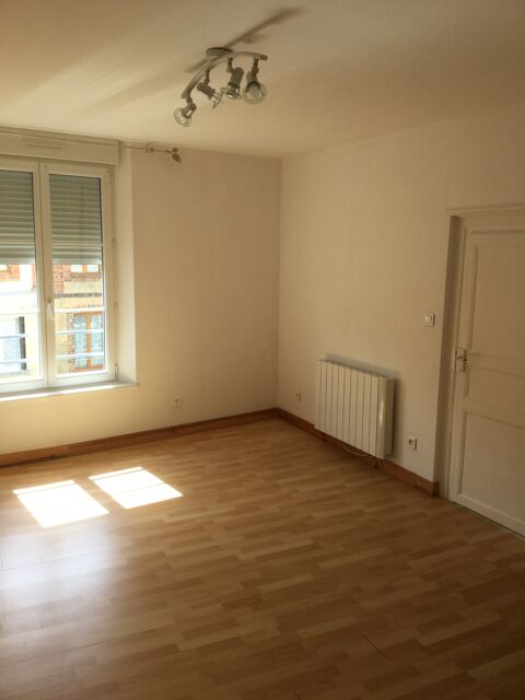  Maison � louer 3 pi�ces 82 m� Sarg�-sur-braye