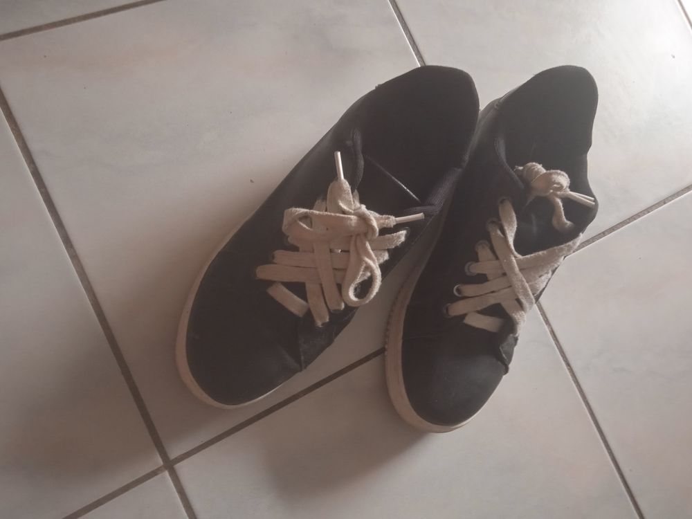 Chaussures &agrave; lacets de taille 40 Chaussures
