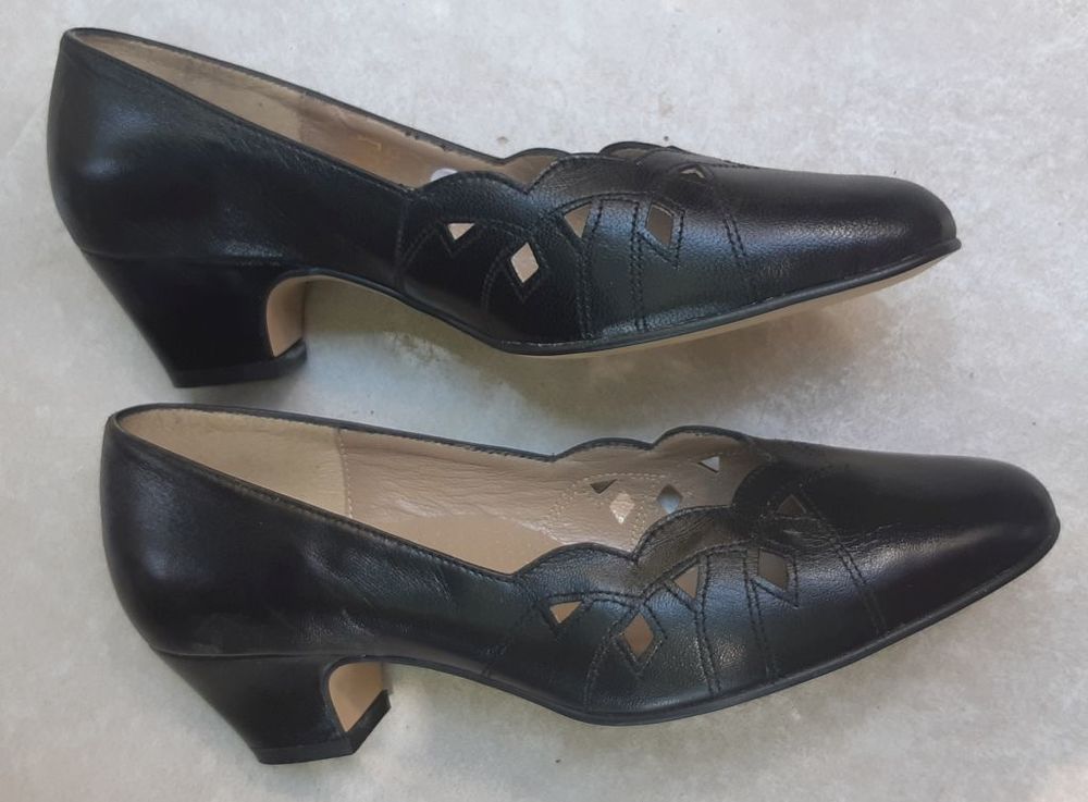Escarpin cuir P&eacute;diconfort taille 38 Chaussures