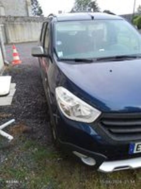 Lodgy 1.2 TCe 115 E6 7 places Black Line 2016 occasion 14710 Saint-Laurent-sur-Mer