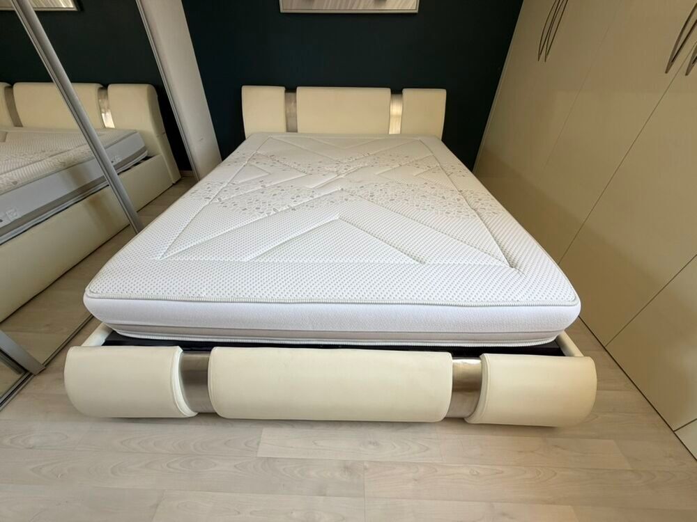 Lit coffre avec matelas neuf Meubles