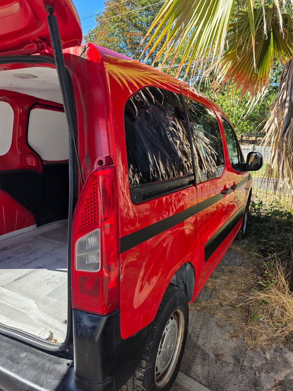 Berlingo BERLINGO CAB APPROFONDIE 21 L2 HDi 90 CONFORT 2013 occasion 12260 Foissac