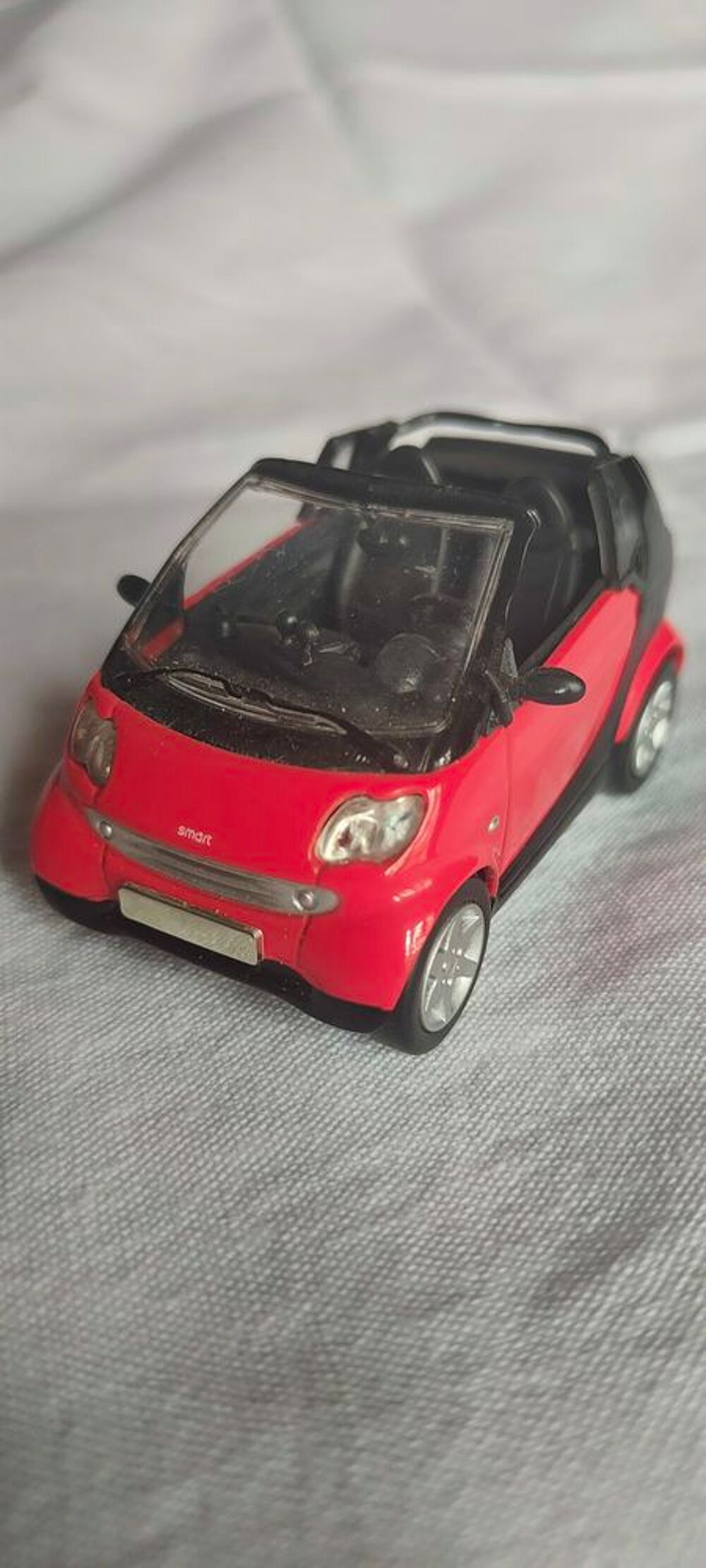 Voiture miniature smart cabriolet 