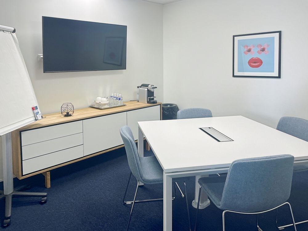   Basculez vers un espace de bureau ouvert pr�t � l'emploi pour 10 personnes � Rennes HQ Solaris 