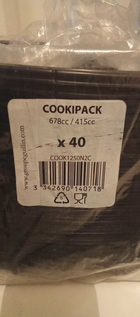 assiettes et couverts plastique jetable 5 13010 Marseille