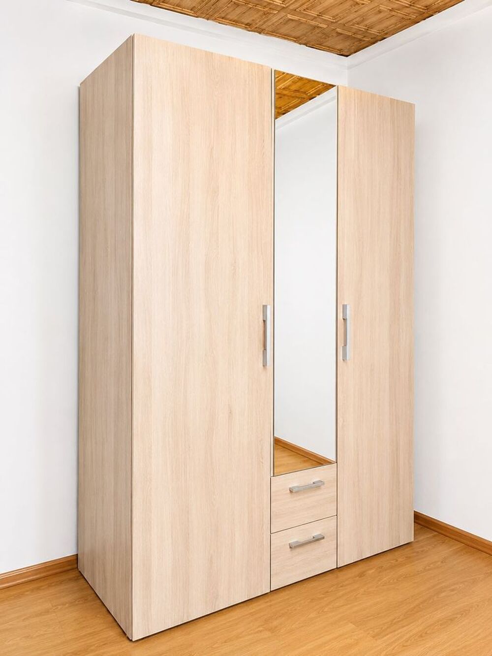 Armoire 3 portes avec miroir Meubles