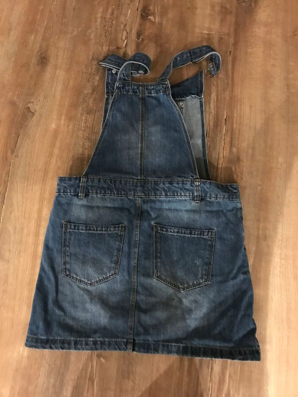 Jupe en jean avec bretelles enfant fille &acute;&acute; Kiabi &acute;&acute; Vêtements enfants