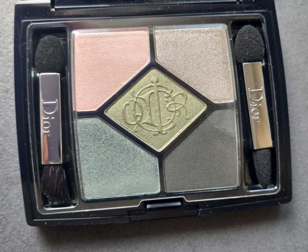 Palette maquillage Dior. N466. Neuve Bijoux et montres