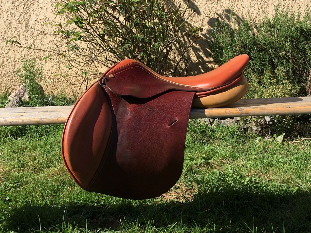 selle d'&eacute;quitation Sports