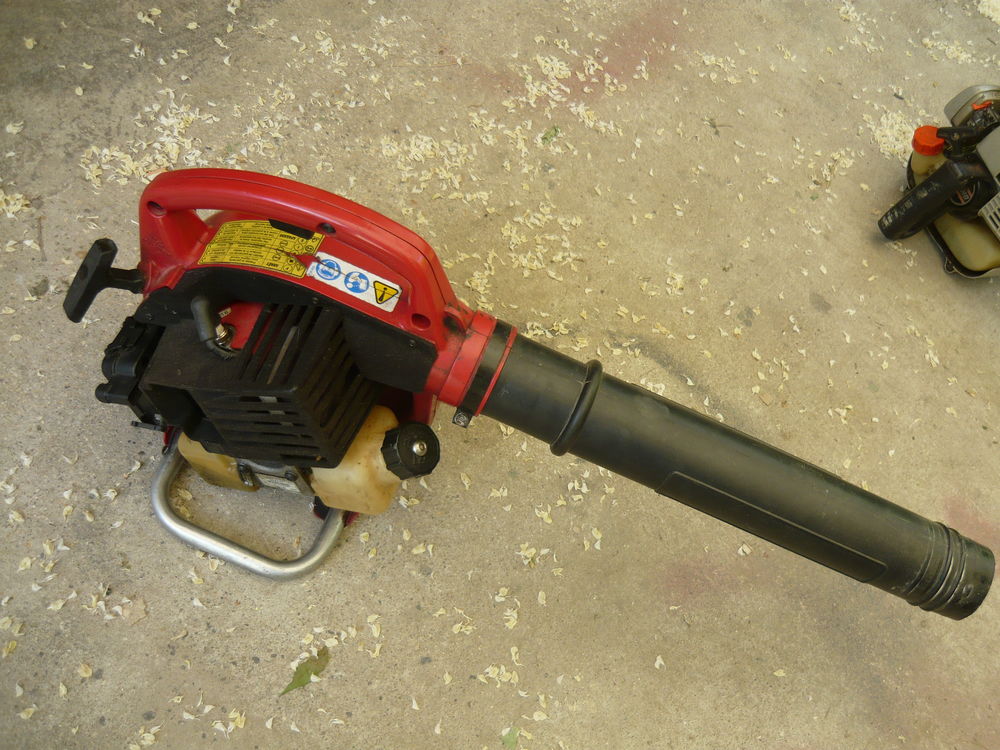 souffleurs thermiques de marque.. Bricolage
