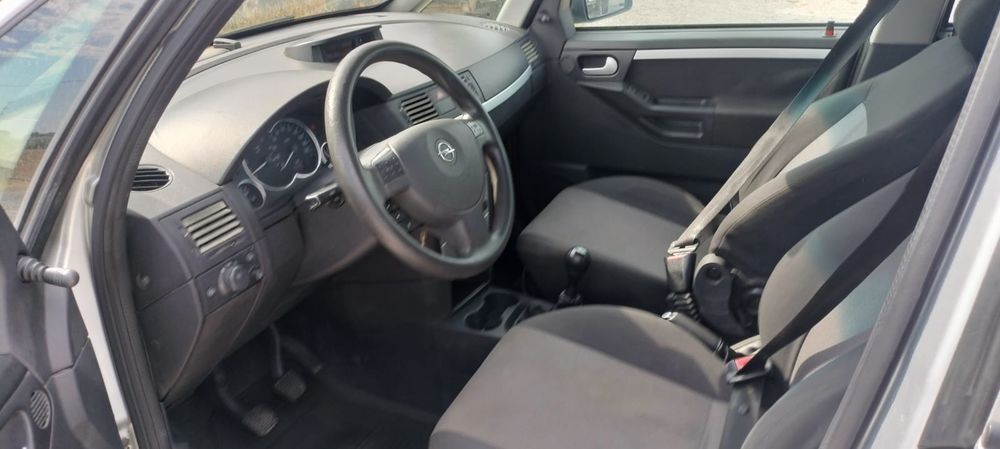 Meriva 1.7 CDTI Essentia 2004 occasion 66000 Perpignan