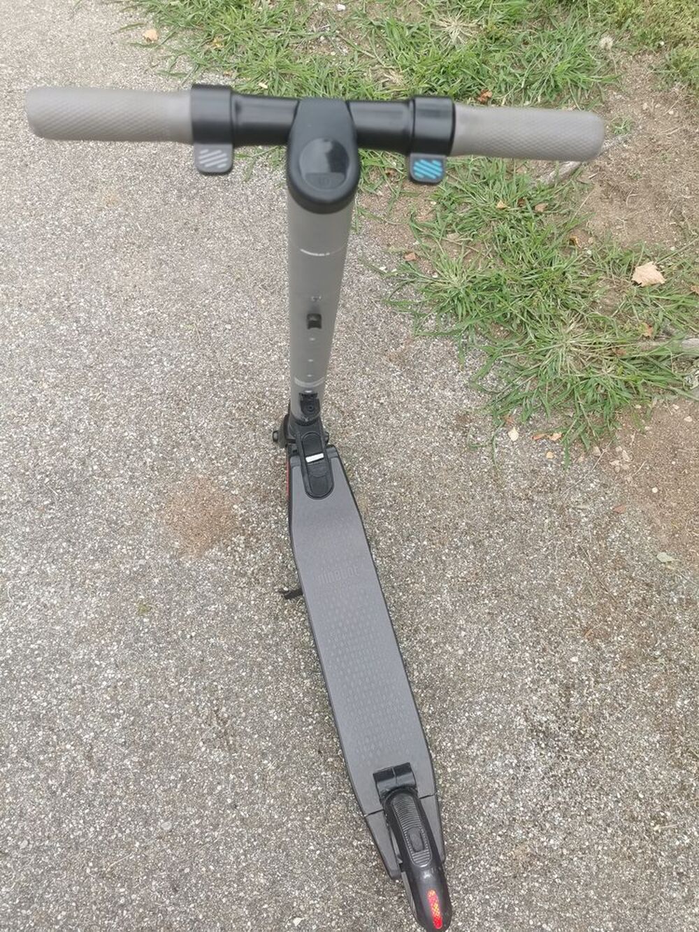 trottinette &eacute;lectrique Sports