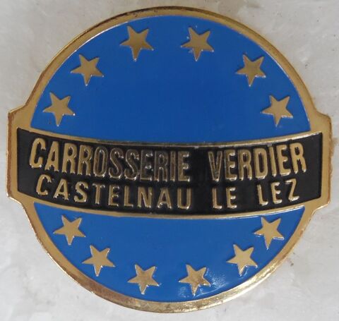 Pin's CARROSSERIE VERDIER neuf maill avec les 12 toiles 8 Castries (34)