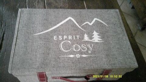 MALLETTE ESPRIT COSY NEUF 20 Saint-Denis-en-Val (45)