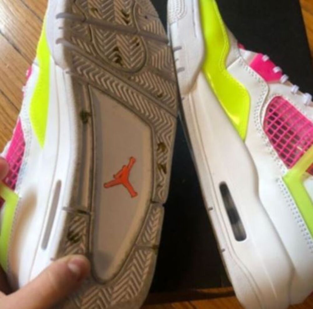 57€ AIR JORDAN Chaussures
