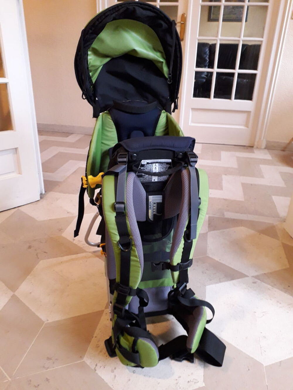 Porte-b&eacute;b&eacute; de randonn&eacute;e
Puériculture
