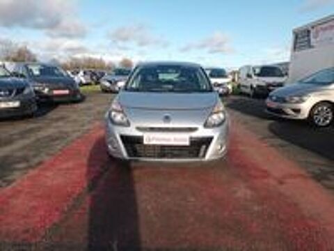 Clio 1.5 DCI 75CH BUSINESS ECO&sup2; 5P 2010 occasion 86600 Coulombiers