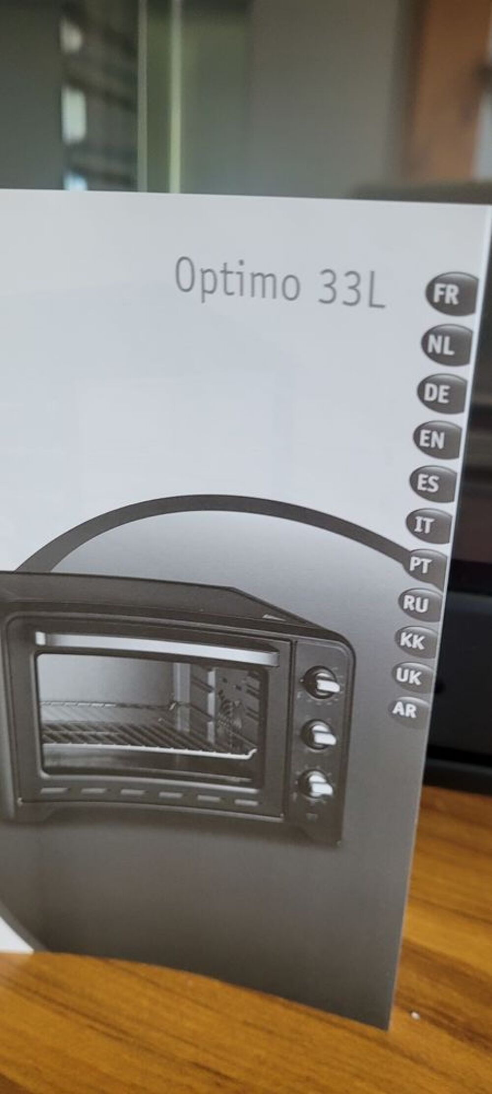 Four 33L.1600w Moulinex Jamais utilis&eacute;. Cause double emploi Electroménager