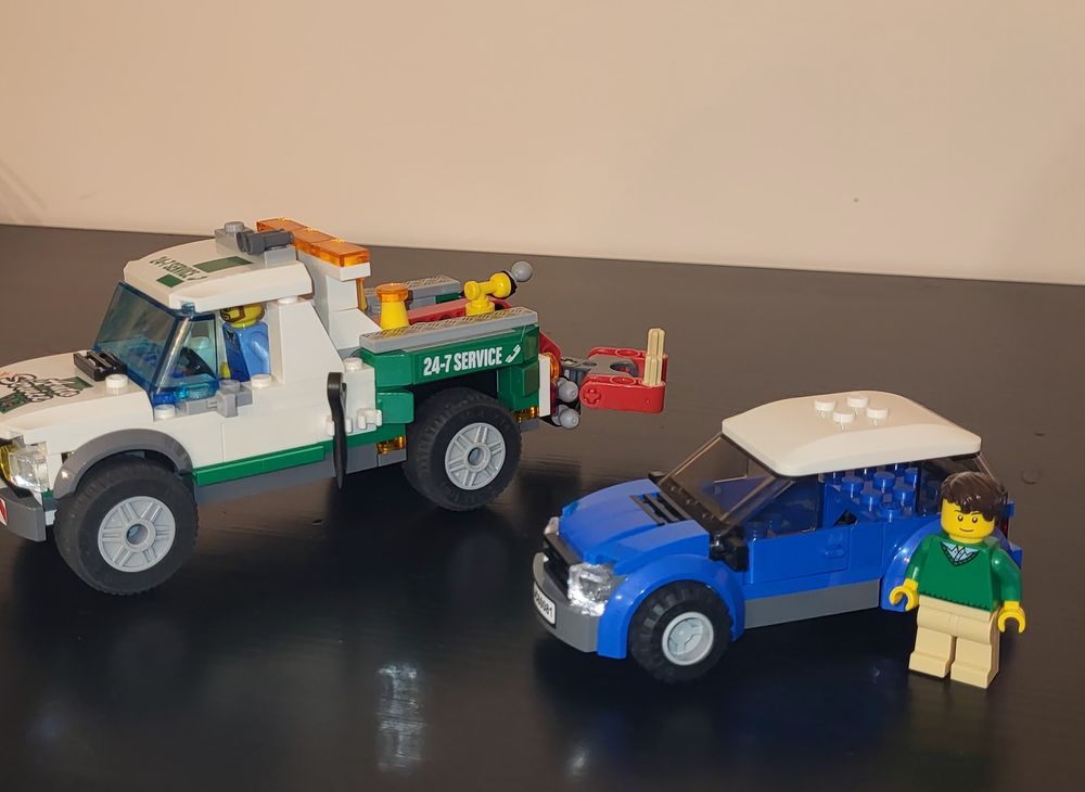 Lego city pick-up d&eacute;panneuse ref 60081 Jeux / jouets
