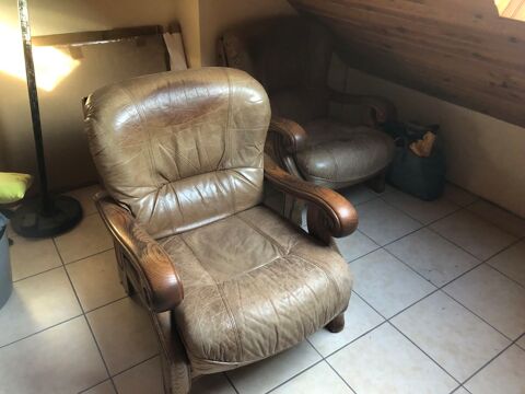 Canap cuir et 2 fauteuils  200 Rodez (12)