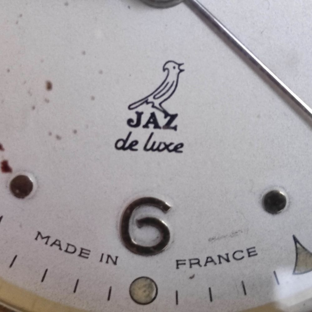 Paire de r&eacute;veils de marque JAZZ Bijoux et montres